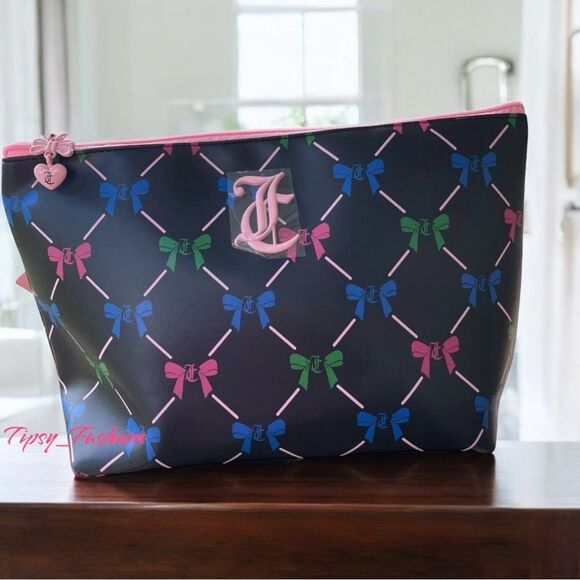 Juicy Couture Makeup Cosmetic Toiletries Bag NWT - Picture 1 of 11